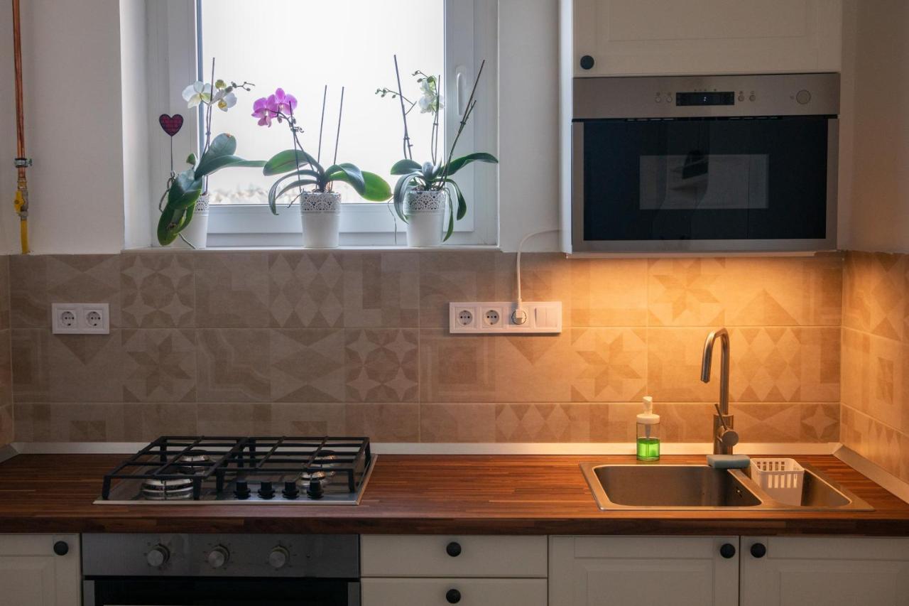Firpo Apartman エゲル エクステリア 写真